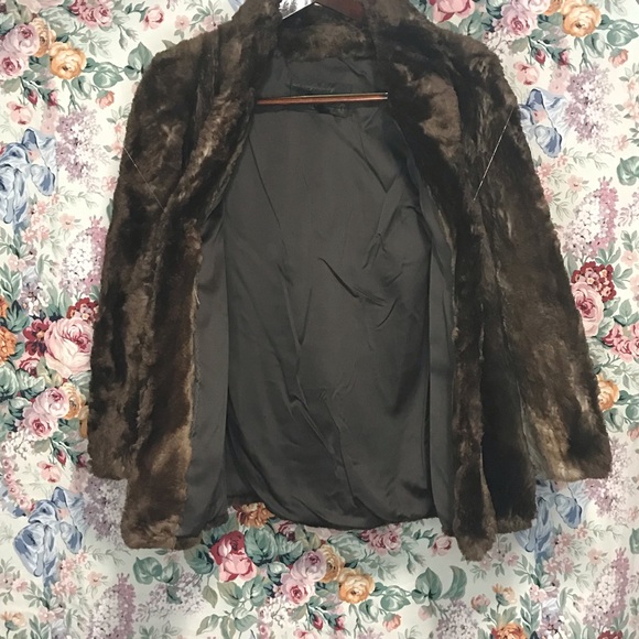 Vintage Original by Dicker and Dicker of Beverly Hills Fur Coat, Raindeer? - Picture 9 of 10
